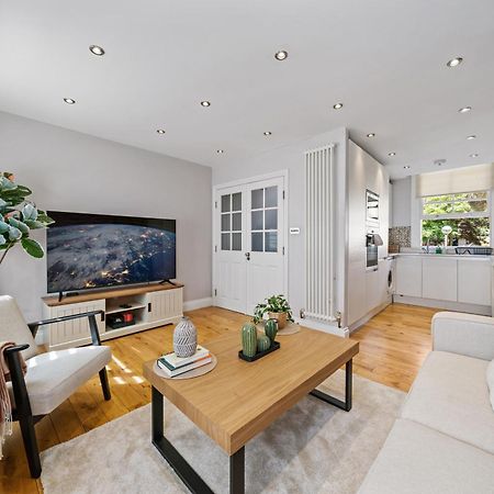 Hidden Gem In Central Location - Beautiful 2 Bed Лондон Экстерьер фото